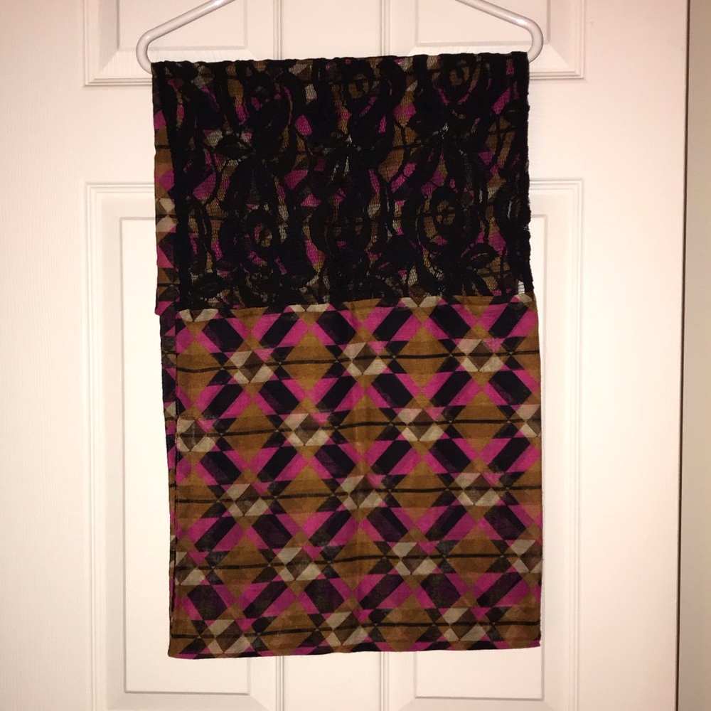 Infinity black lace and multicolored pattern scarf
